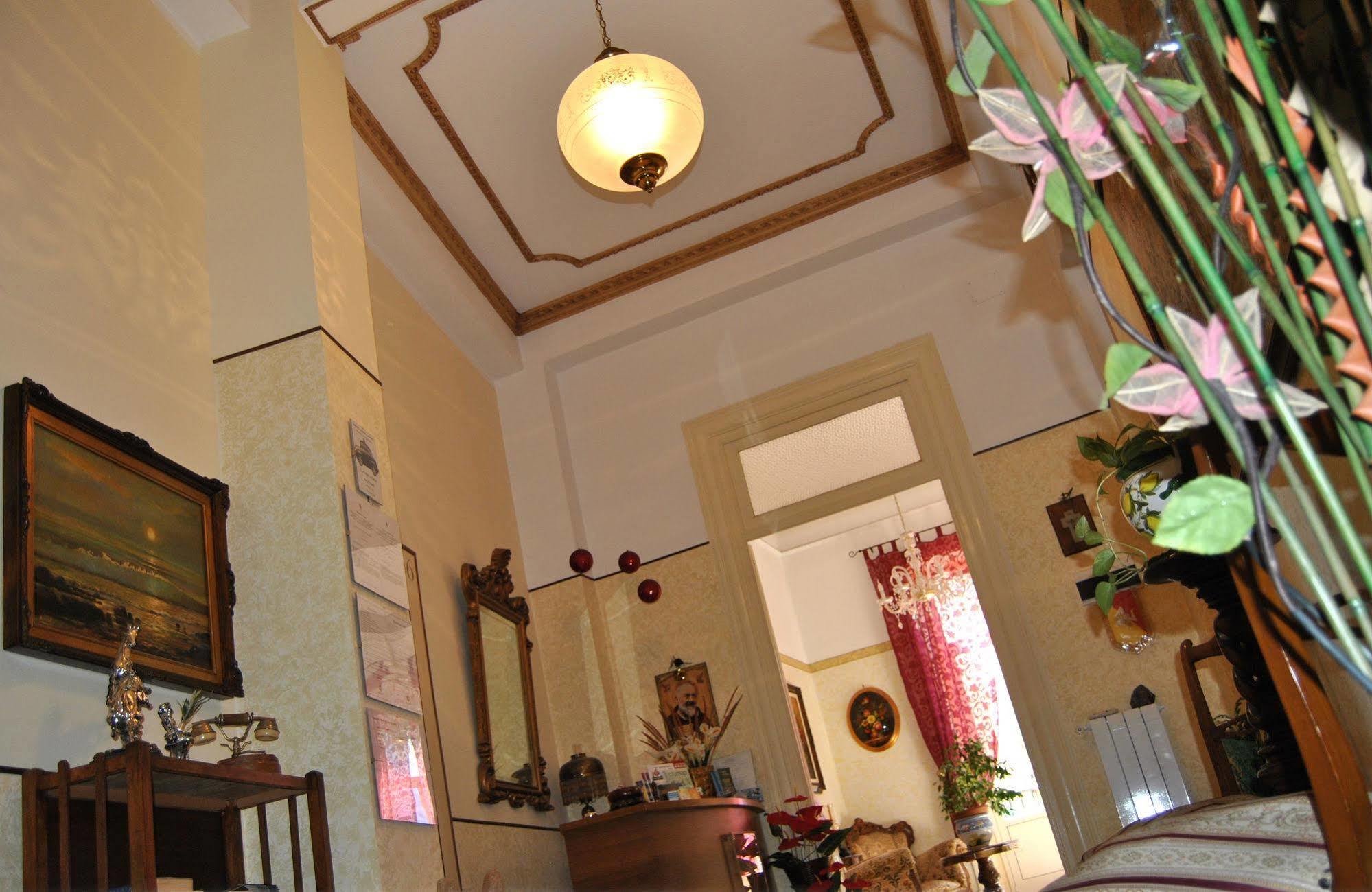Bed And Breakfast D'Angelo Palermo Exterior photo